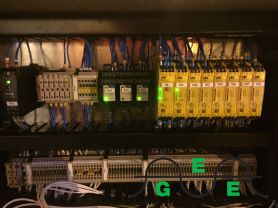 Pilz in small panel
